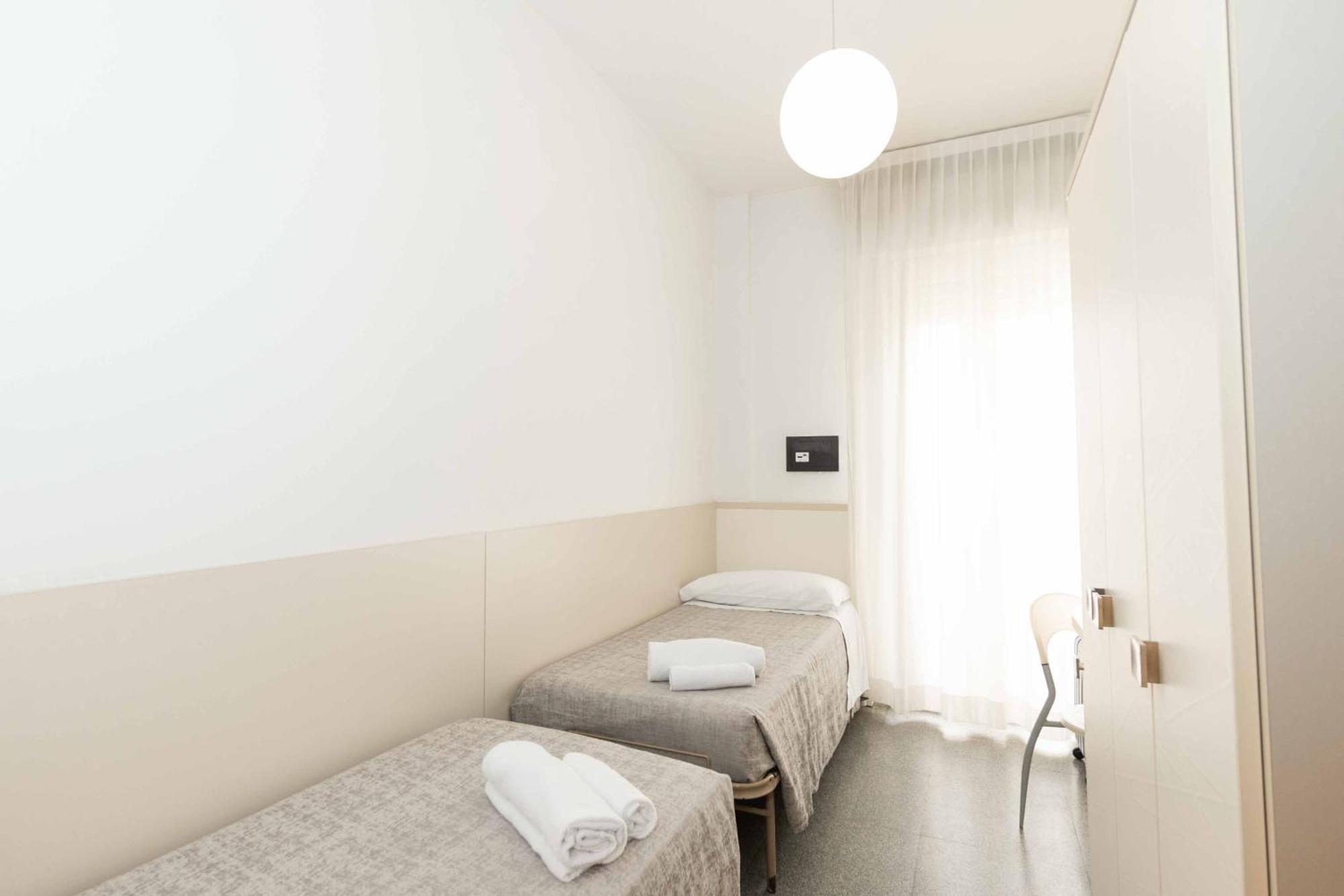 Hotel Saint Louis Rimini Esterno foto