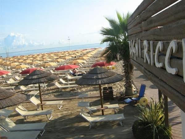 Hotel Saint Louis Rimini Esterno foto