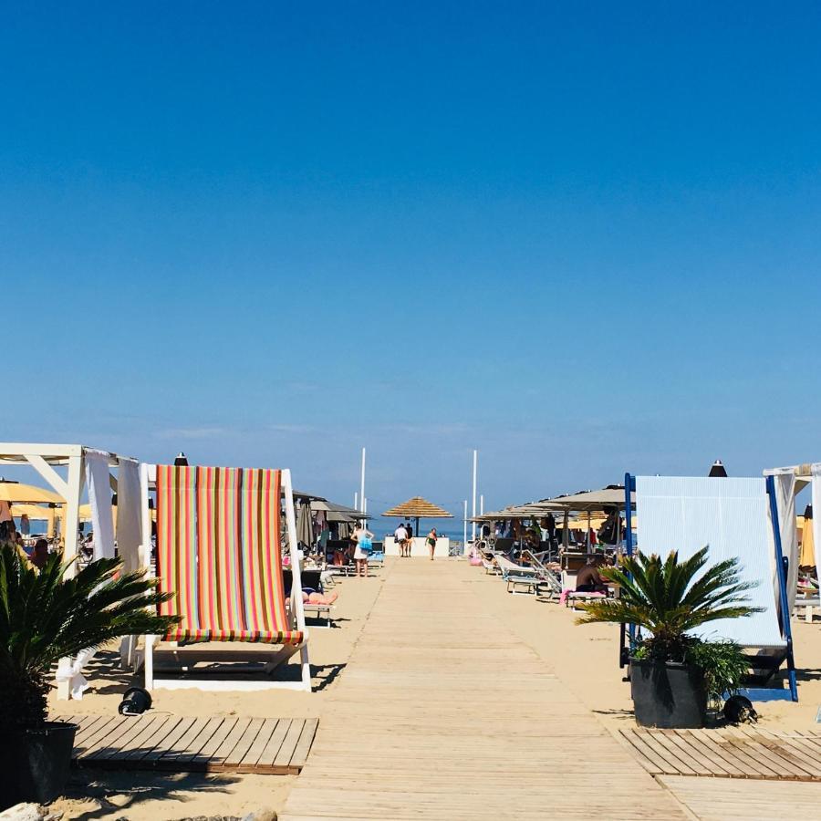 Hotel Saint Louis Rimini Esterno foto